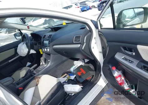 2016 Subaru Crosstrek 2.0I Premium из США, поврежденный, VIN JF2GPABC8G8282053